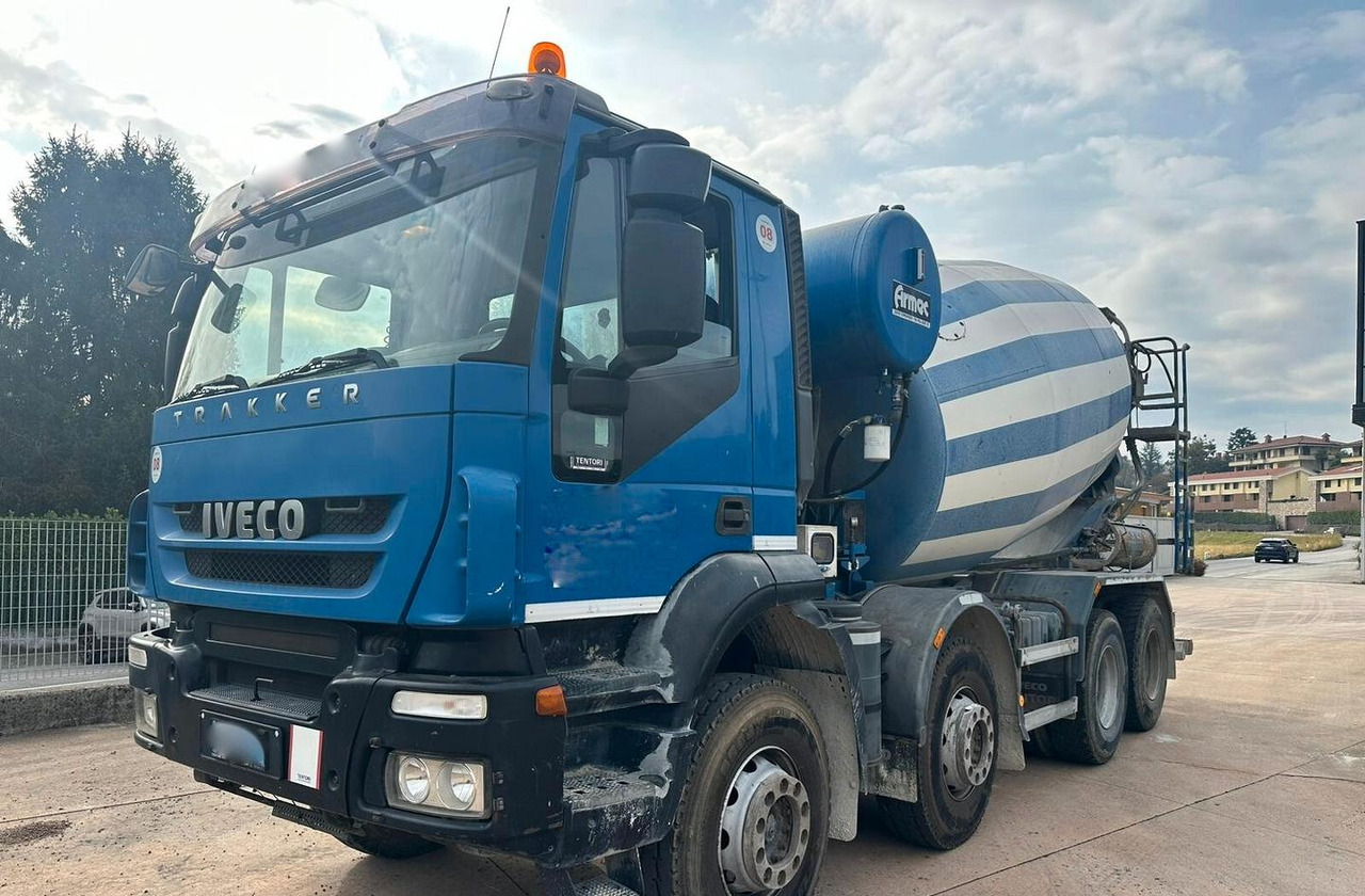 Autobetoniera Iveco Trakker 450 euro 5 - Fahrmischer: das Bild 2 Autobetoniera Iveco Trakker 450 euro 5 - Fahrmischer: das Bild 2