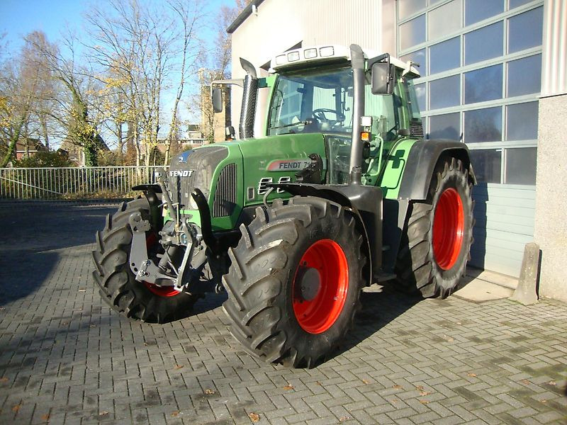Fendt Fendt 714 Vario TMS - Traktor: das Bild 3 Fendt Fendt 714 Vario TMS - Traktor: das Bild 3