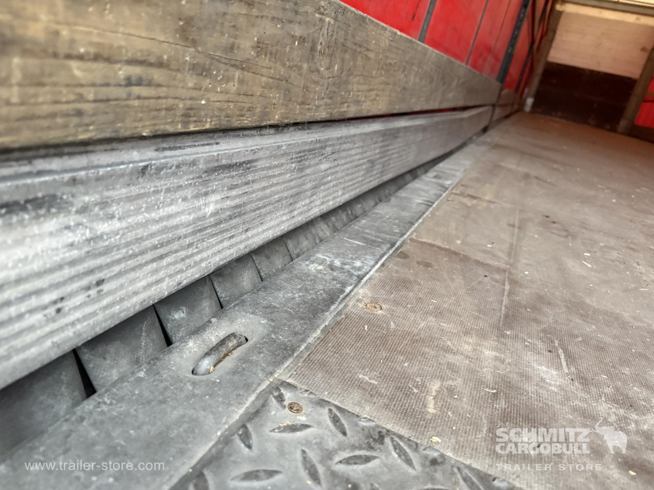 SCHMITZ Curtainsider Standard - Planenauflieger: das Bild 2 SCHMITZ Curtainsider Standard - Planenauflieger: das Bild 2