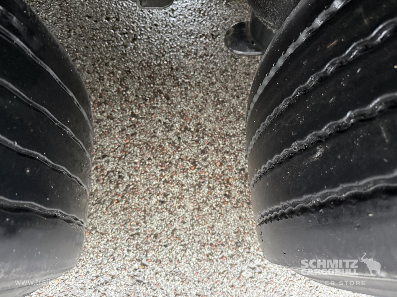 SCHMITZ Curtainsider Standard - Planenauflieger: das Bild 4 SCHMITZ Curtainsider Standard - Planenauflieger: das Bild 4