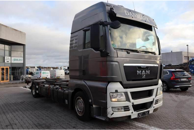 MAN TGX 18.480 Eftermonteret partikelfilter - Containerwagen/ Wechselfahrgestell LKW: das Bild 2 MAN TGX 18.480 Eftermonteret partikelfilter - Containerwagen/ Wechselfahrgestell LKW: das Bild 2