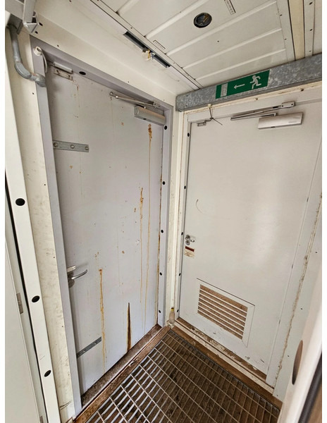 Auflieger KING Office trailer - Racetrailer - Mobile Home: das Bild 20