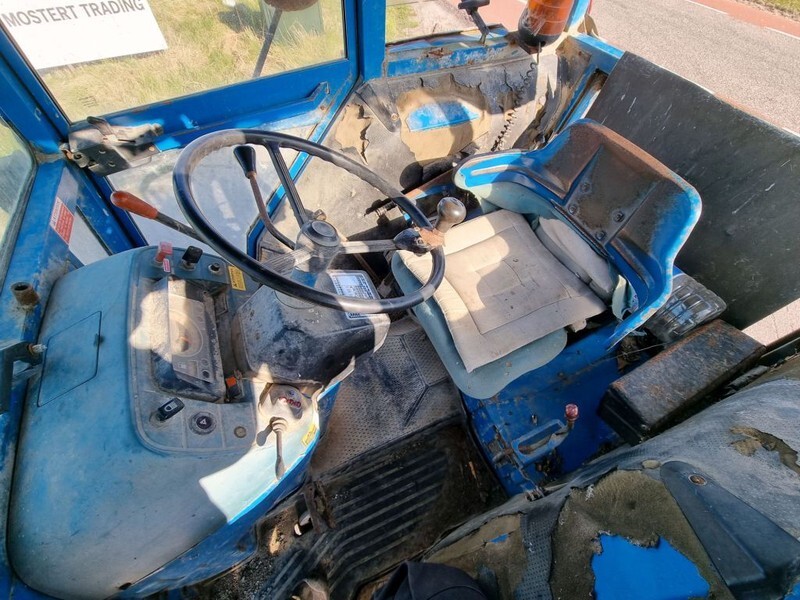 Traktor Ford 5610: das Bild 9 Traktor Ford 5610: das Bild 9