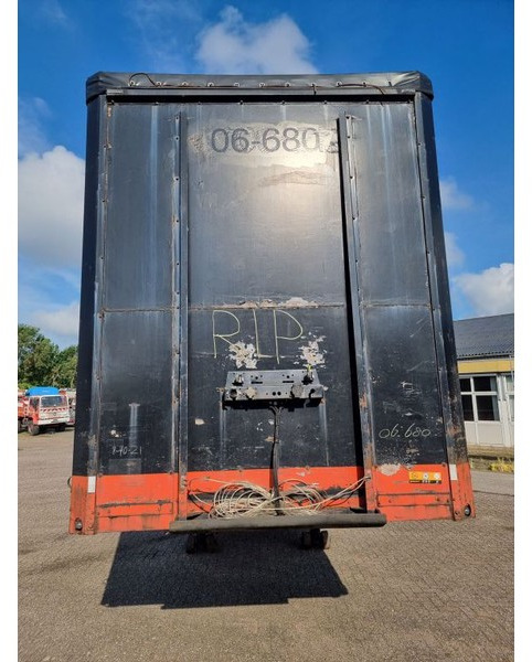 Van Hool SAF - Planenauflieger: das Bild 2 Van Hool SAF - Planenauflieger: das Bild 2