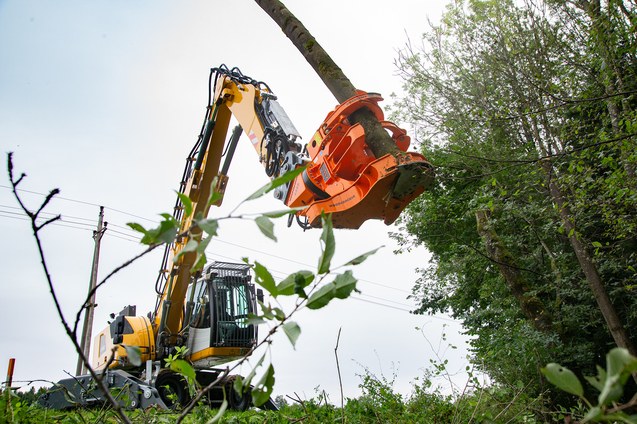 WESTTECH Woodcracker CL 350 - Anbauteil für Kettenbagger: das Bild 5 WESTTECH Woodcracker CL 350 - Anbauteil für Kettenbagger: das Bild 5