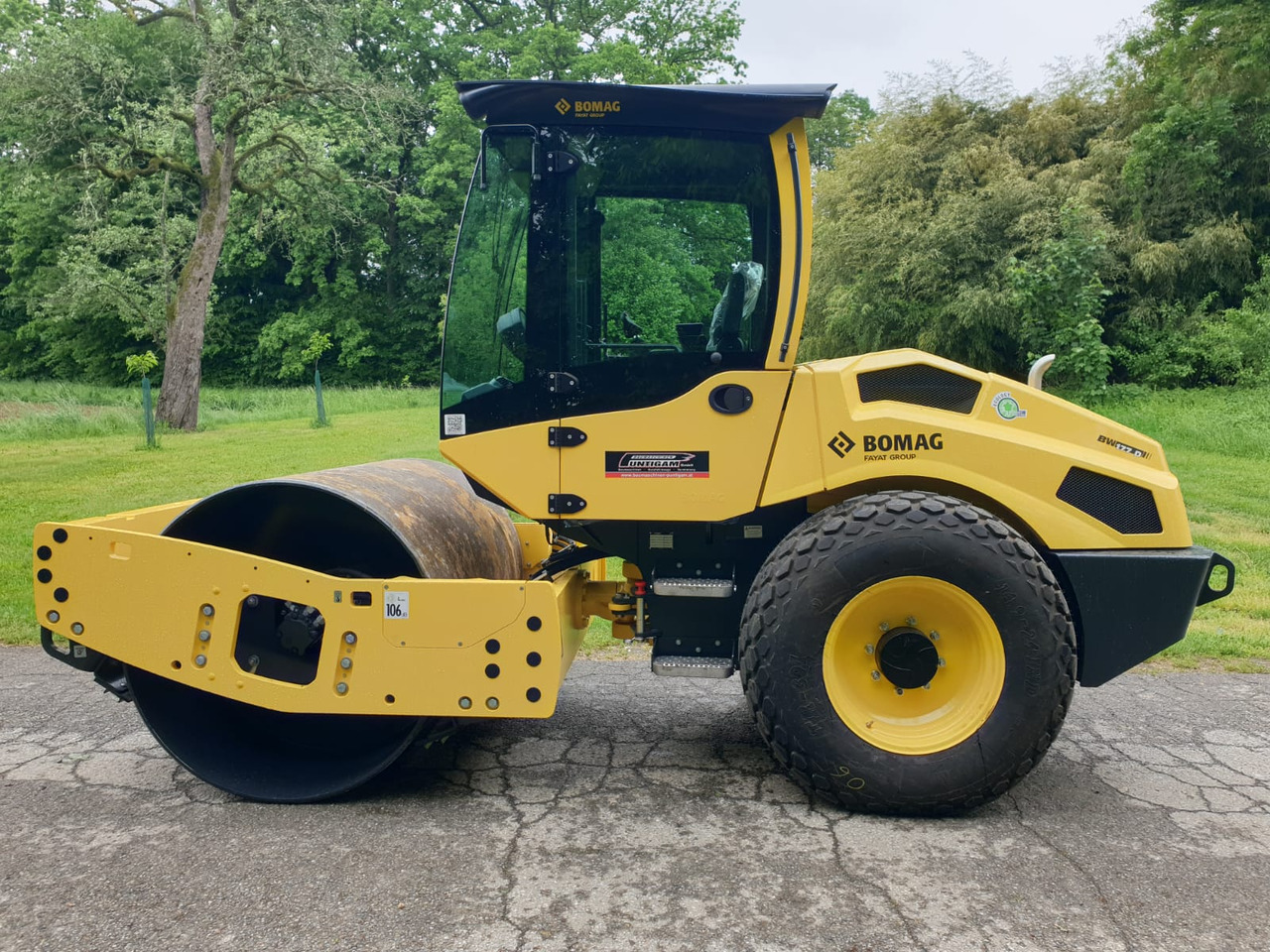 BOMAG BW 177 D-5 PL - Straßenwalze: das Bild 1 BOMAG BW 177 D-5 PL - Straßenwalze: das Bild 1
