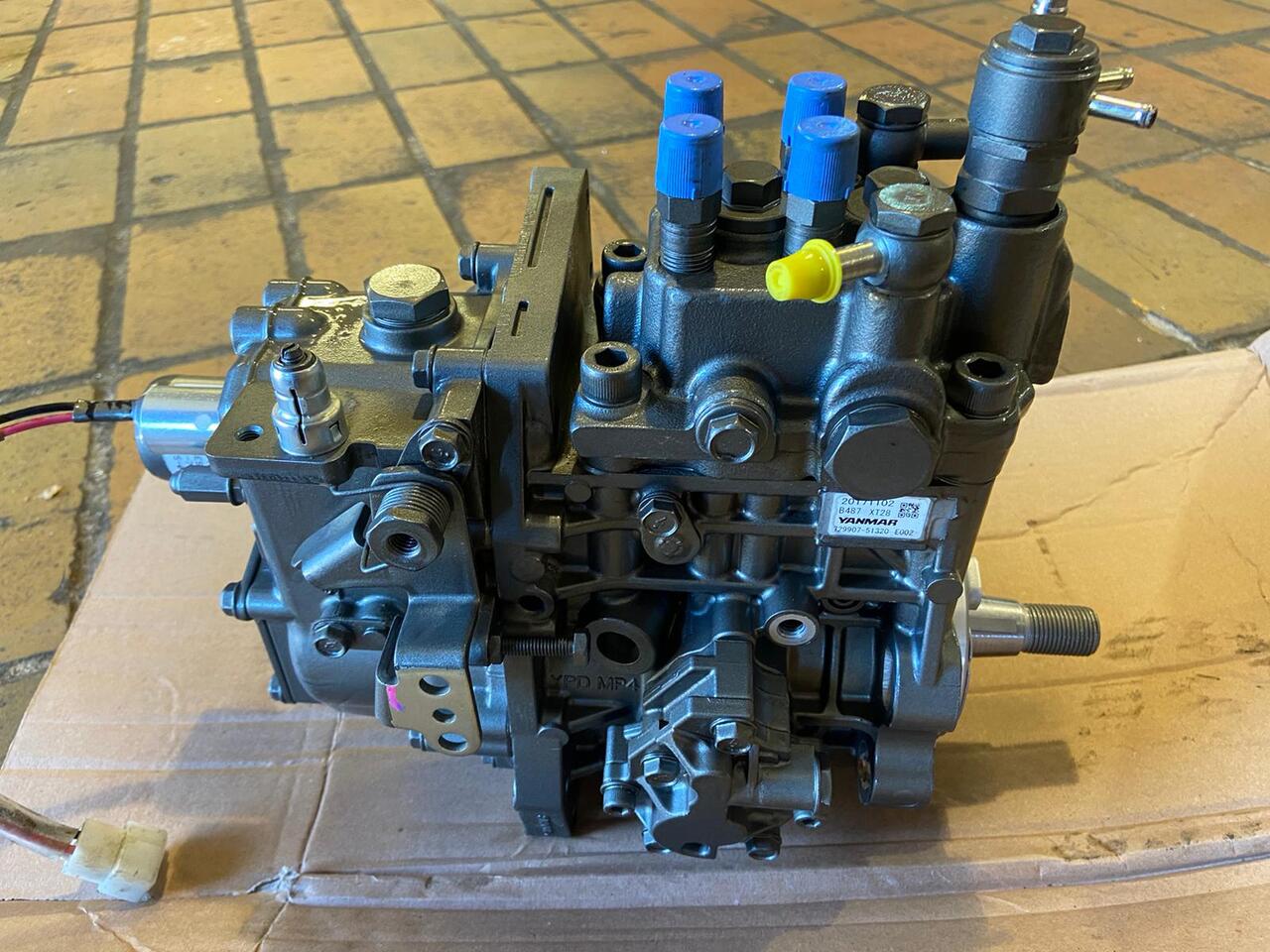 YANMAR Injection pump 4TNV98 - Ersatzteile für Baumaschine: das Bild 2 YANMAR Injection pump 4TNV98 - Ersatzteile für Baumaschine: das Bild 2