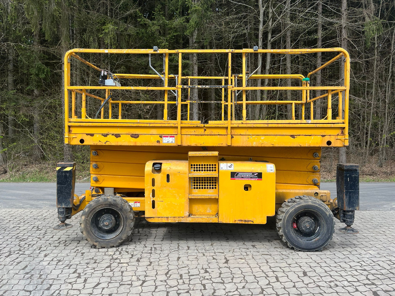 HAULOTTE H 15 SX - Arbeitsbühne: das Bild 1 HAULOTTE H 15 SX - Arbeitsbühne: das Bild 1