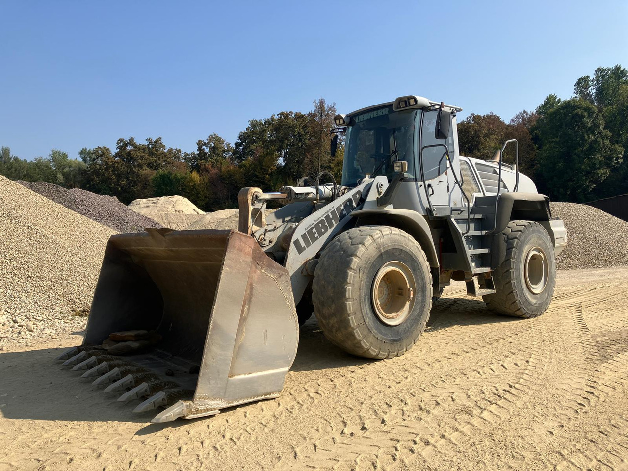 LIEBHERR L 566 - Radlader: das Bild 3 LIEBHERR L 566 - Radlader: das Bild 3