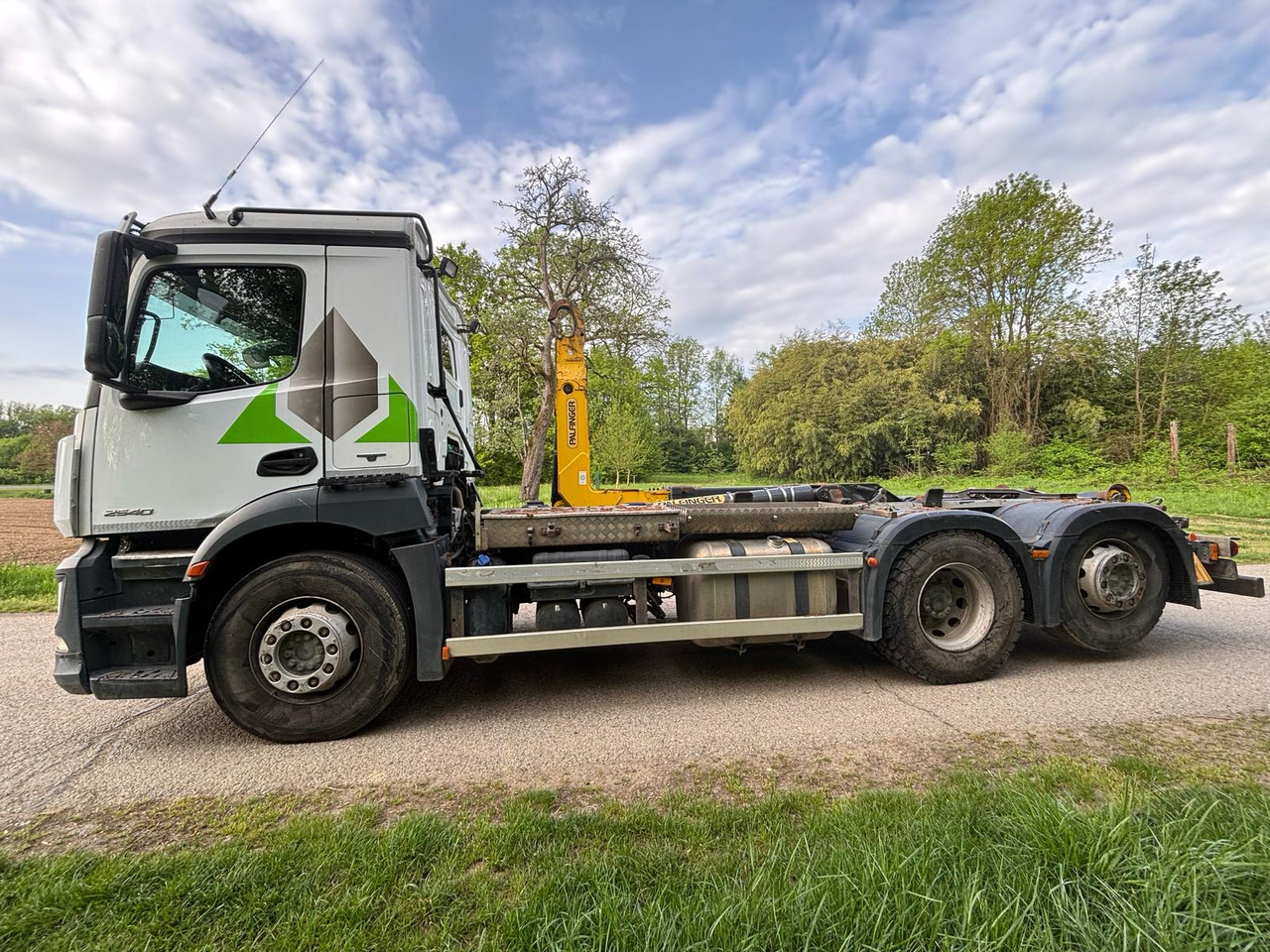 MERCEDES-BENZ Antos 2540 - Absetzkipper: das Bild 1 MERCEDES-BENZ Antos 2540 - Absetzkipper: das Bild 1