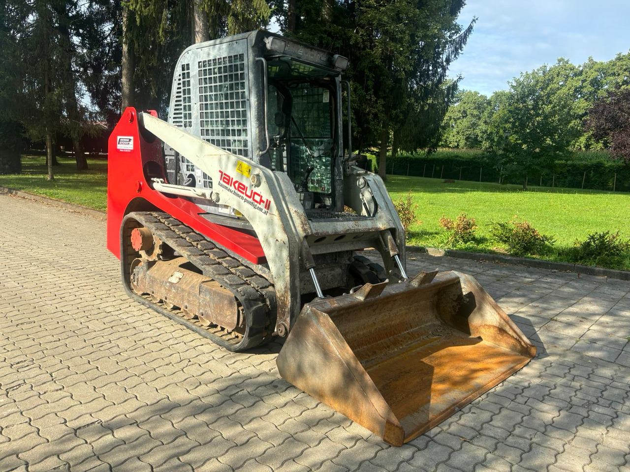 TAKEUCHI TL 230 - Kompaktlader: das Bild 4 TAKEUCHI TL 230 - Kompaktlader: das Bild 4