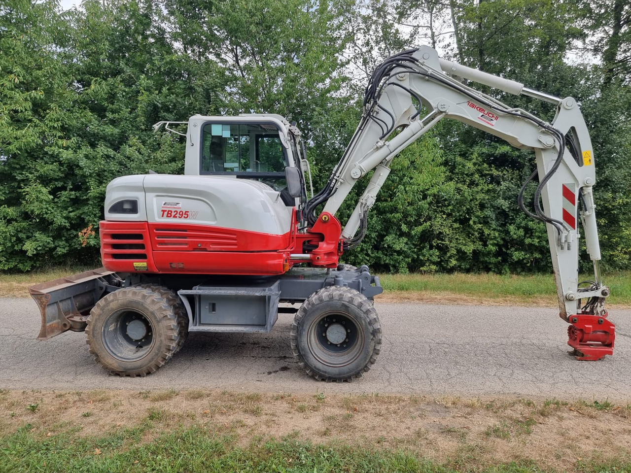 Takeuchi TB 295 W - Mobilbagger: das Bild 2 Takeuchi TB 295 W - Mobilbagger: das Bild 2