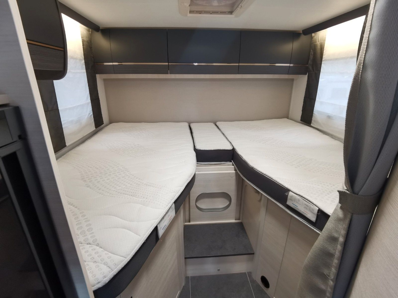 Teilintegriertes Wohnmobil Chausson 627 GA TITANIUM -PREMIUM /EINZELBETTEN & HUBBETT: das Bild 20 Teilintegriertes Wohnmobil Chausson 627 GA TITANIUM -PREMIUM /EINZELBETTEN & HUBBETT: das Bild 20
