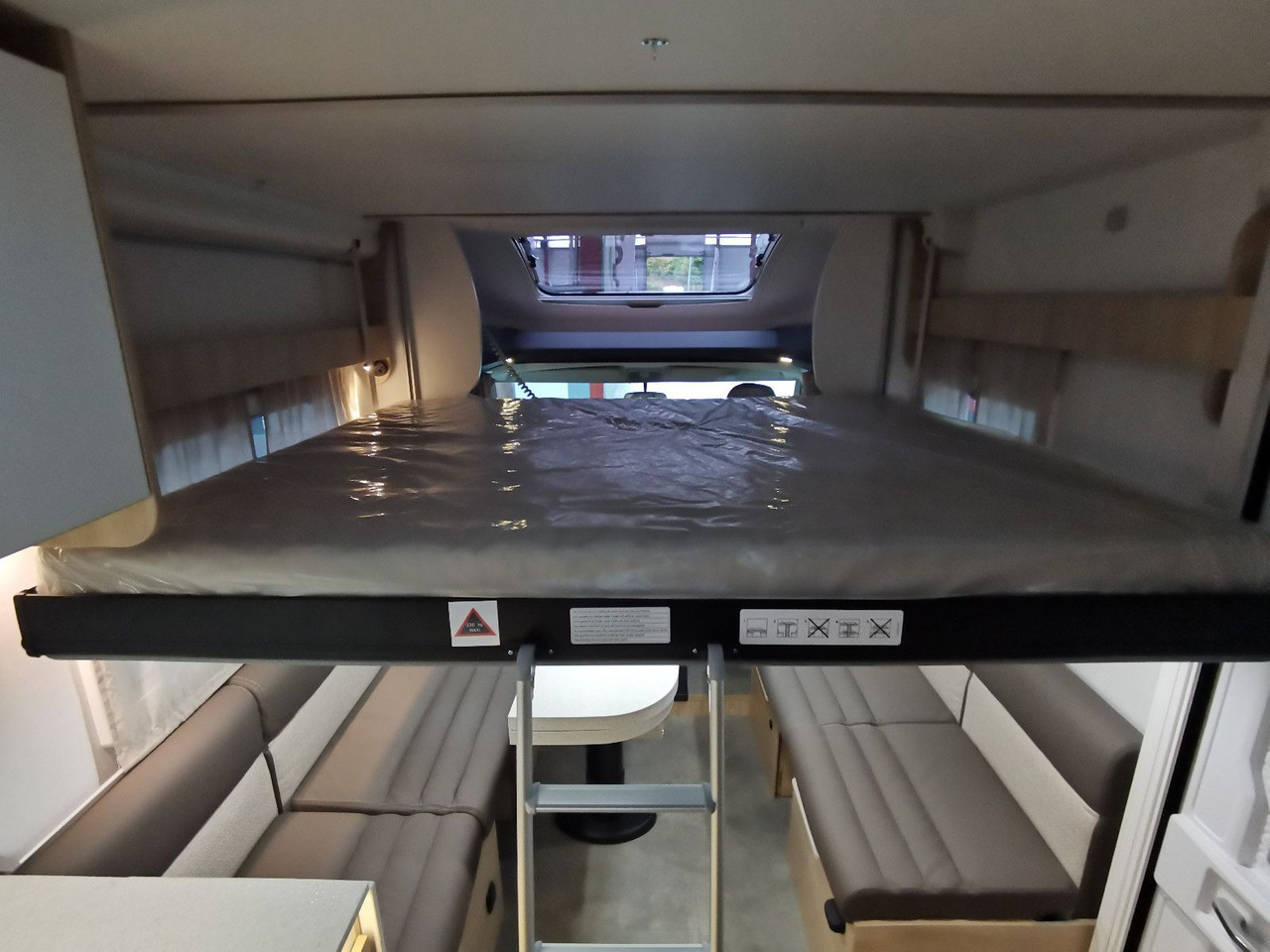 Teilintegriertes Wohnmobil Chausson 640 ULTIMATE / -2026- / XXL- HUBBETT & RAUMBAD: das Bild 19 Teilintegriertes Wohnmobil Chausson 640 ULTIMATE / -2026- / XXL- HUBBETT & RAUMBAD: das Bild 19