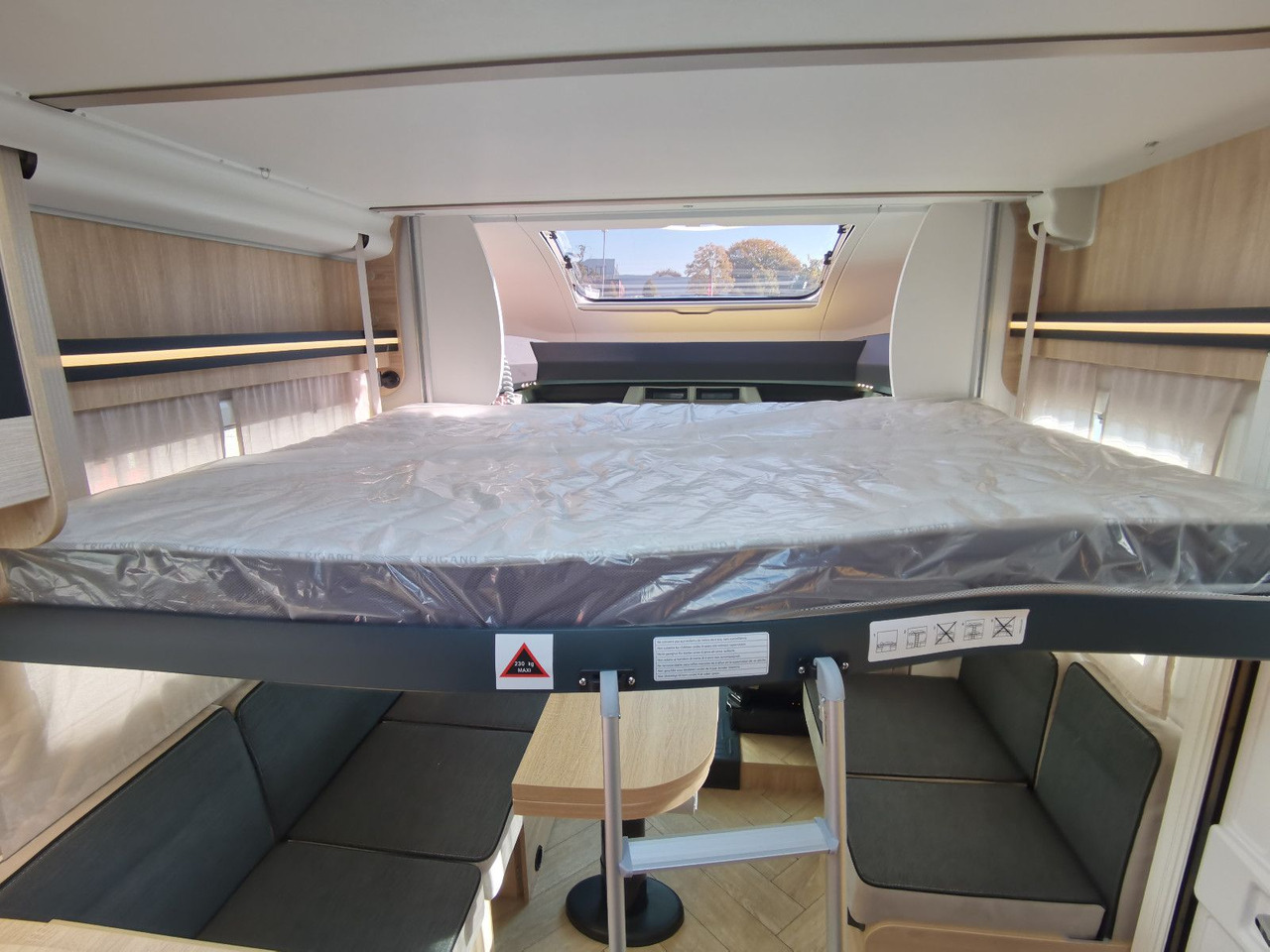 Chausson 650 TITANIUM / - 2026 - / 165PS - 8G. / HUBBETT – Leasing Chausson 650 TITANIUM / - 2026 - / 165PS - 8G. / HUBBETT: das Bild 19