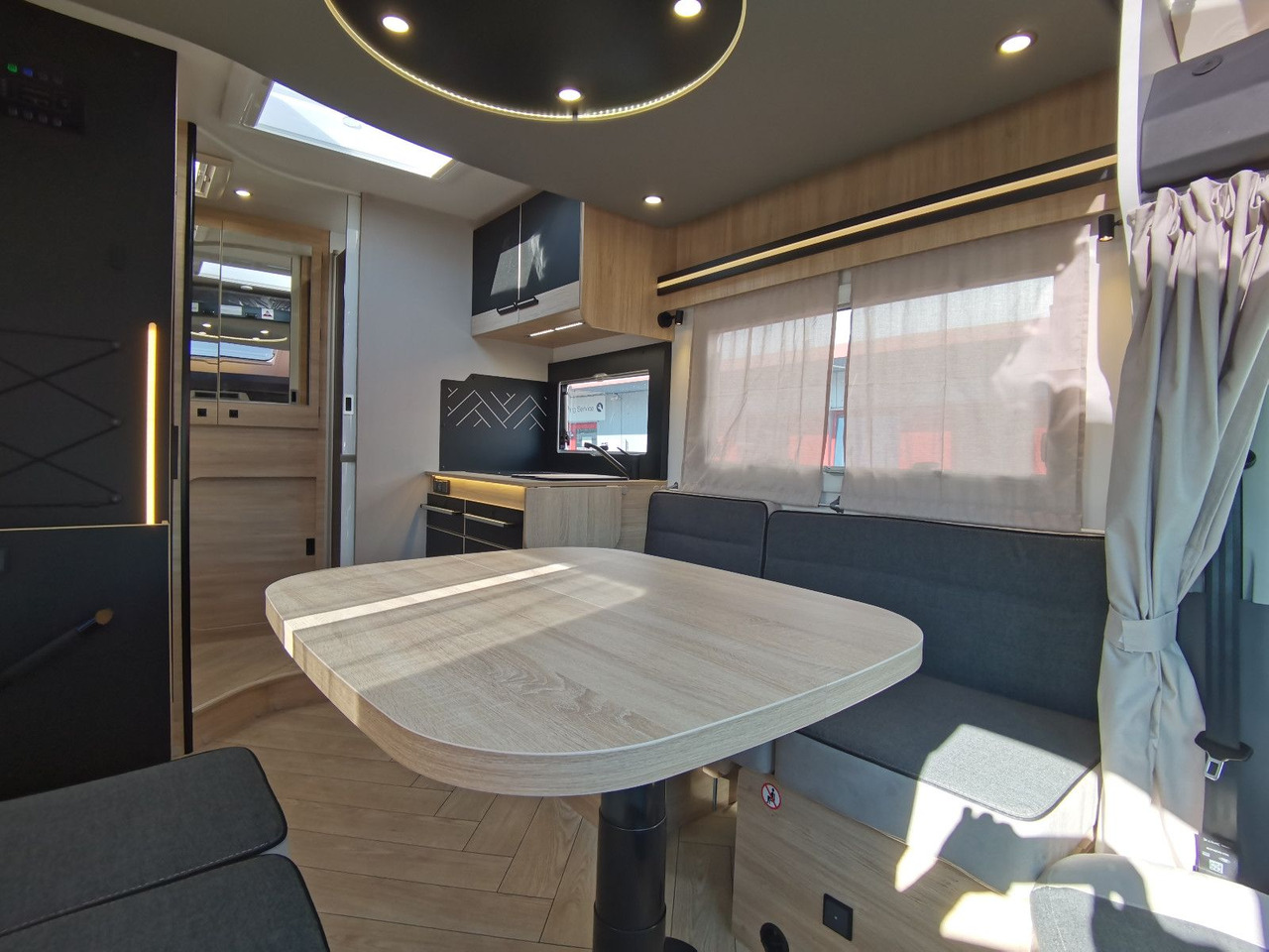 Chausson 650 TITANIUM / - 2026 - / 165PS - 8G. / HUBBETT – Leasing Chausson 650 TITANIUM / - 2026 - / 165PS - 8G. / HUBBETT: das Bild 13