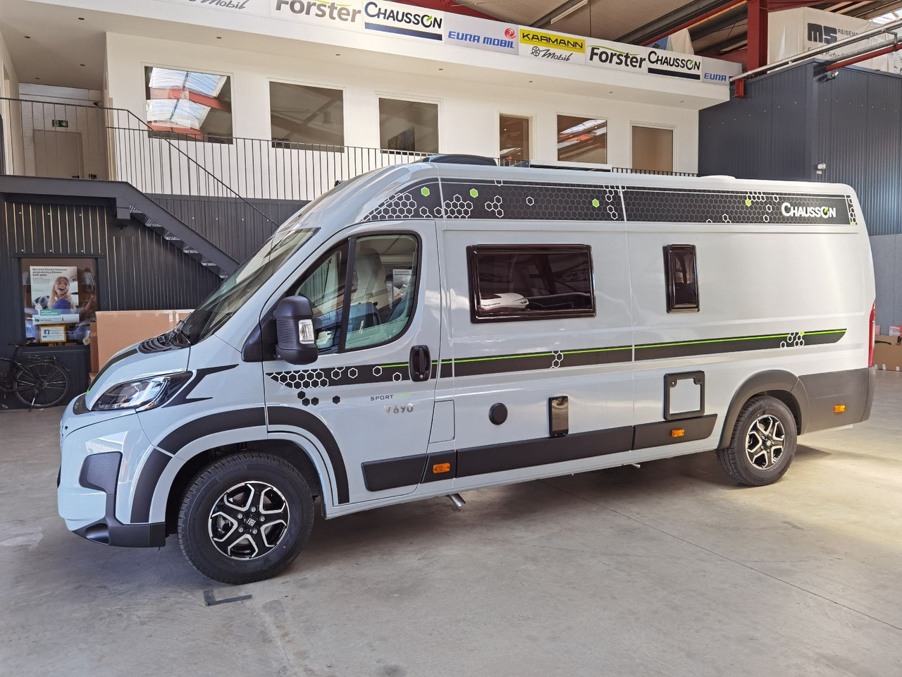 Chausson V690 SPORT LINE /-2025-/ 140PS- 8G / XXL-HUBBETT - Camper Van: das Bild 4 Chausson V690 SPORT LINE /-2025-/ 140PS- 8G / XXL-HUBBETT - Camper Van: das Bild 4
