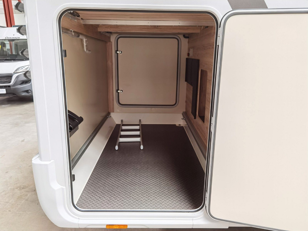 Eura Mobil INTEGRA LINE 720 EF /180PS-9G MAXI/ EINZELBETTEN – Leasing Eura Mobil INTEGRA LINE 720 EF /180PS-9G MAXI/ EINZELBETTEN: das Bild 9