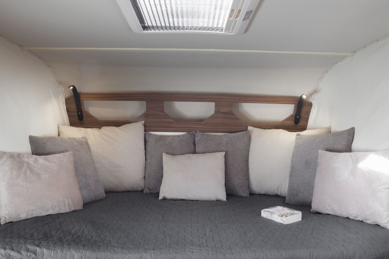 Integriertes Wohnmobil Eura Mobil INTEGRA LINE GT 726 EF / MB 170PS-9G / MOD.2026: das Bild 12