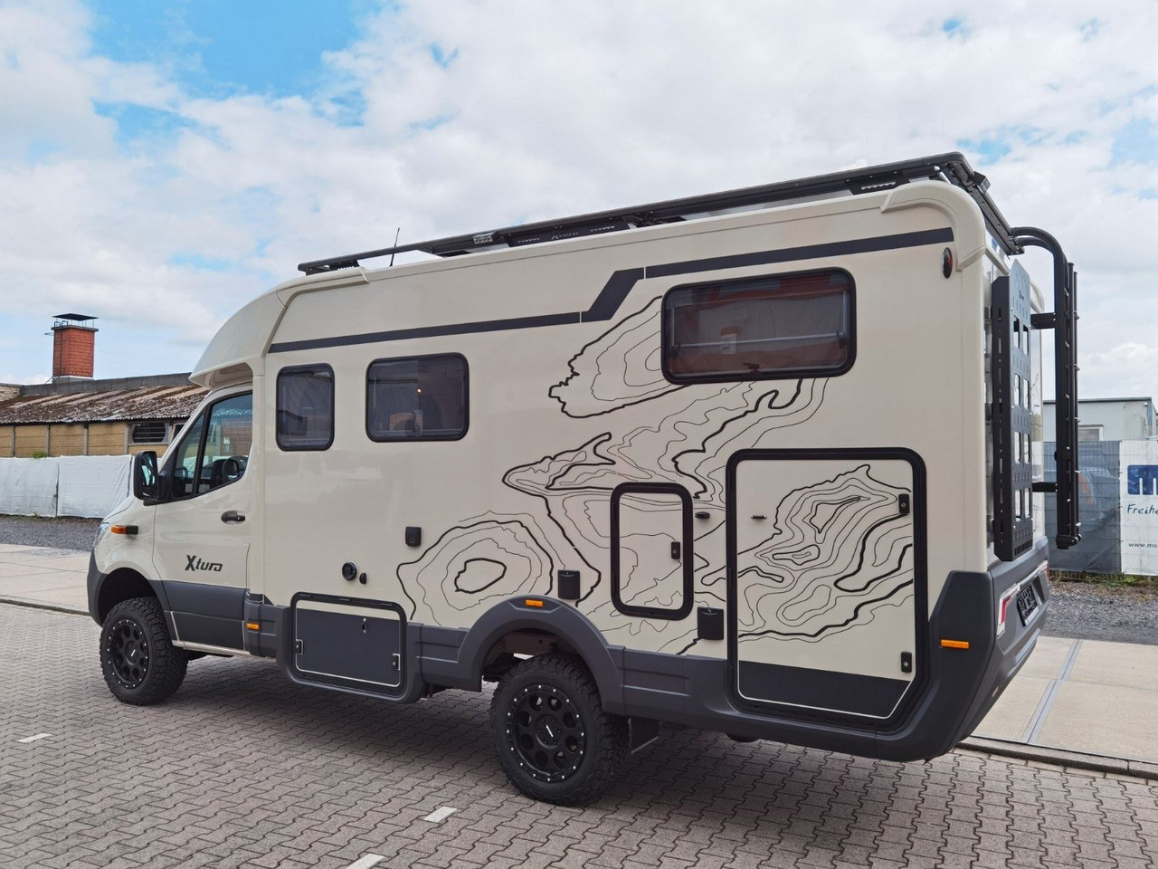 Eura Mobil XTURA 686 EF /MODELL 2025 / 4x4 /TOP-AUSSTATTUNG - Teilintegriertes Wohnmobil: das Bild 5 Eura Mobil XTURA 686 EF /MODELL 2025 / 4x4 /TOP-AUSSTATTUNG - Teilintegriertes Wohnmobil: das Bild 5