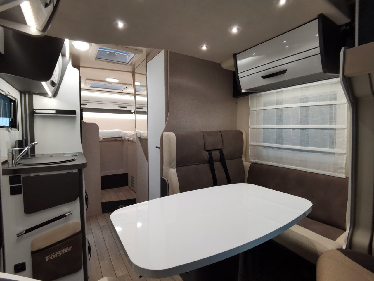 Teilintegriertes Wohnmobil Forster T 699 EB / 2025 / 140PS/ EINZELBETTEN & HUBBETT: das Bild 16