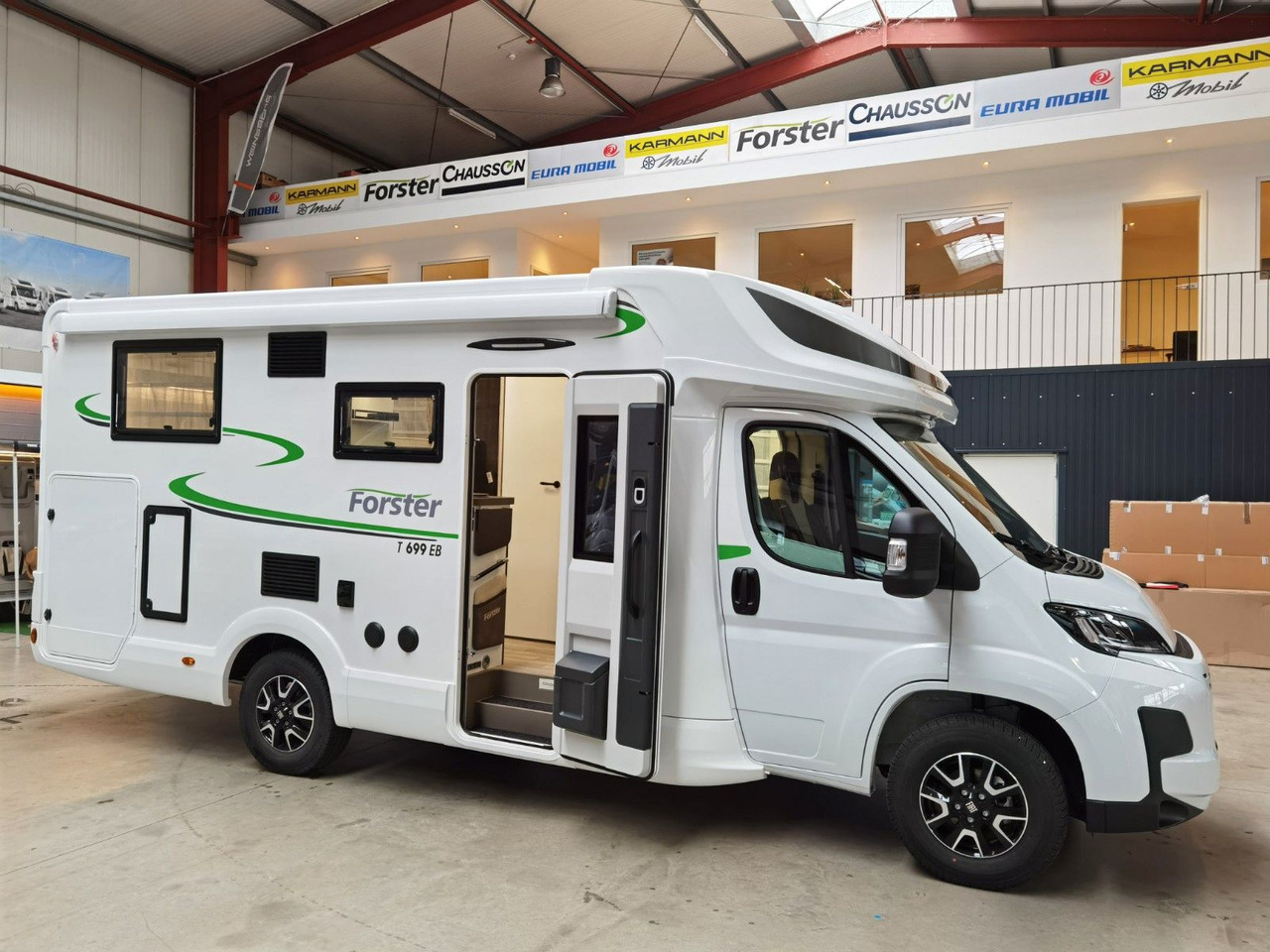 Teilintegriertes Wohnmobil Forster T 699 EB / 2025 / 140PS/ EINZELBETTEN & HUBBETT: das Bild 8