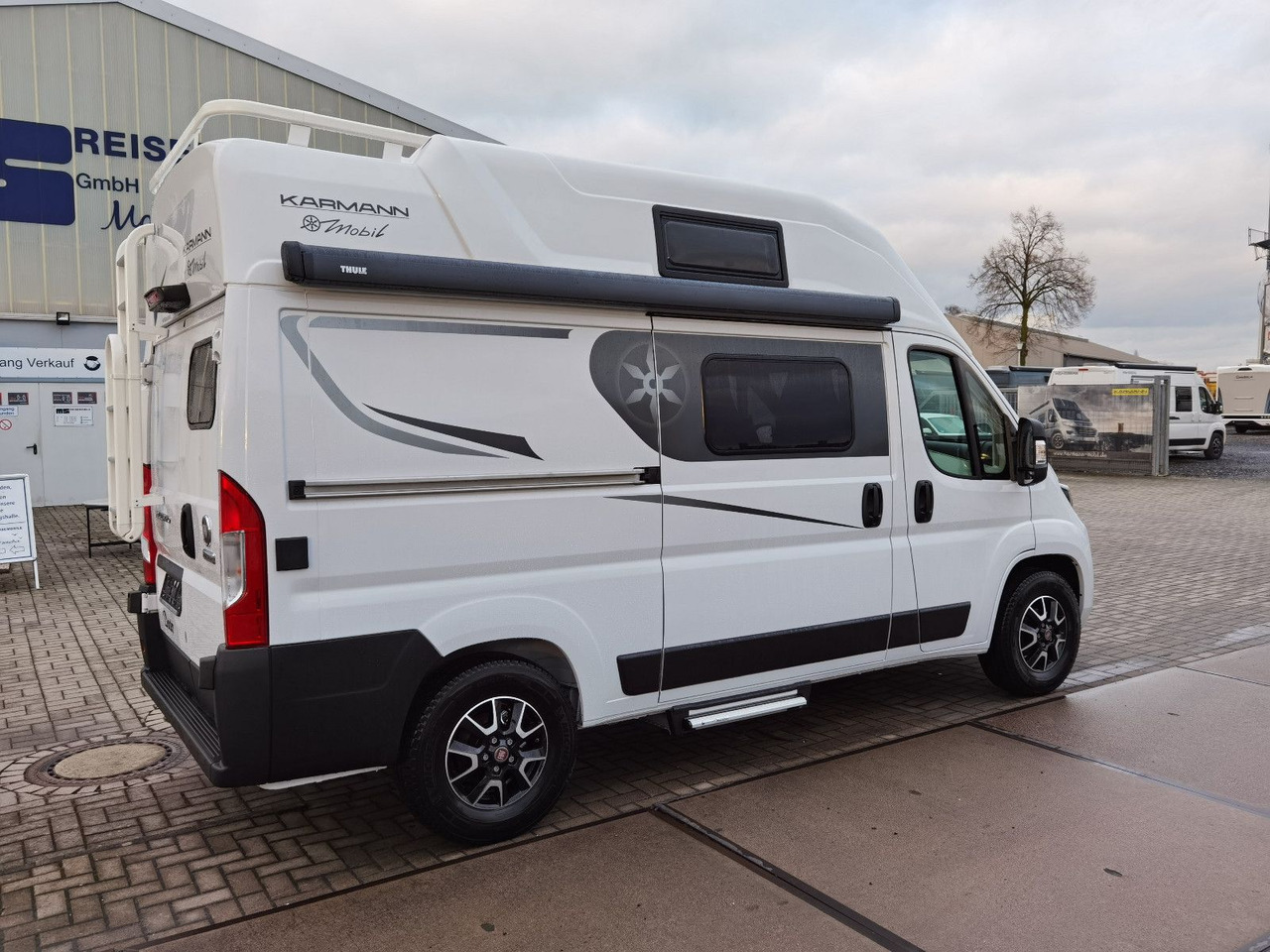 Karmann DEXTER 550 / 140PS / CONCEPT - PAKET & HUBBETT - Camper Van: das Bild 5 Karmann DEXTER 550 / 140PS / CONCEPT - PAKET & HUBBETT - Camper Van: das Bild 5
