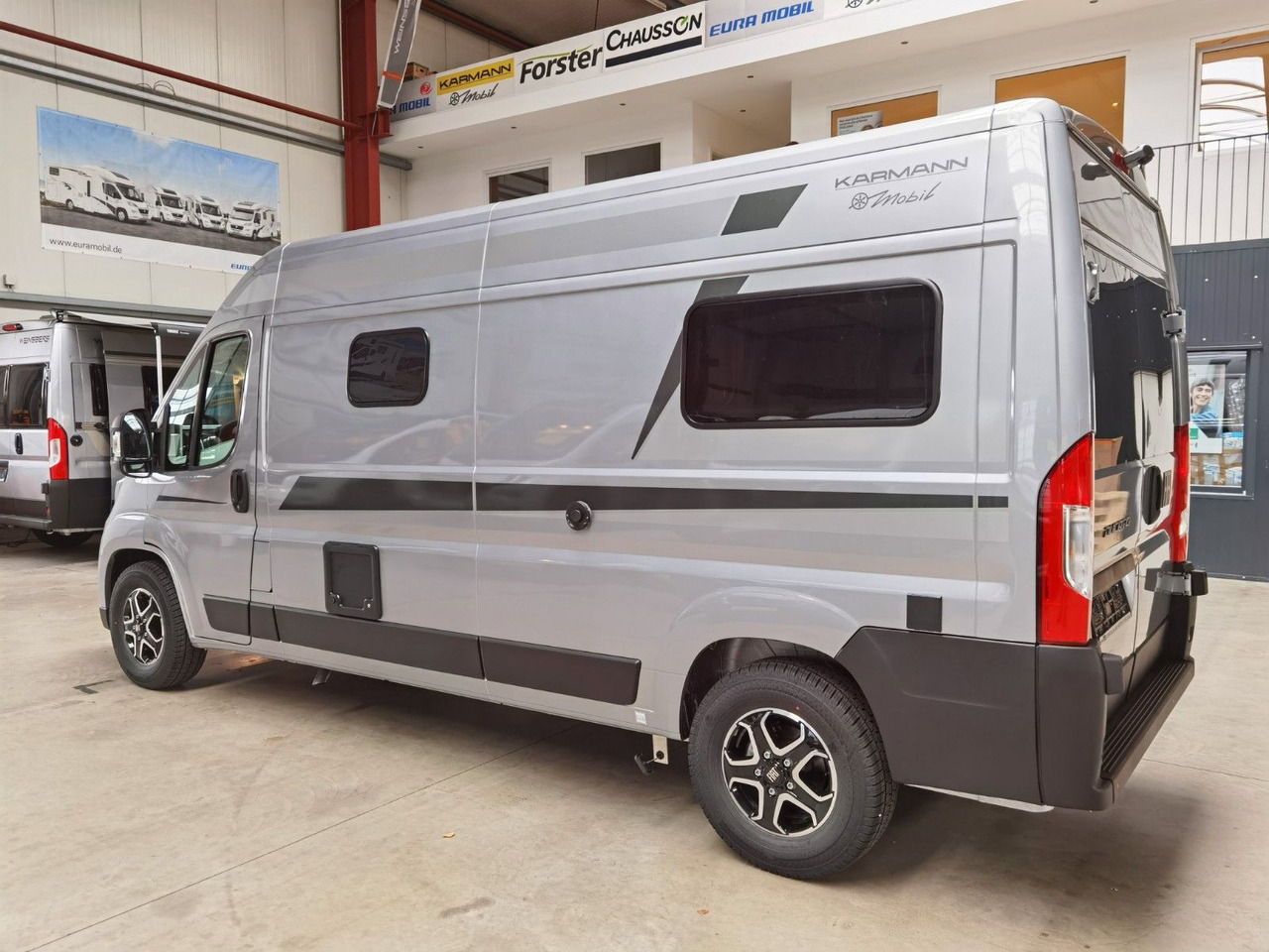 Karmann DEXTER 600 /- 2026-/ EINZELBETTEN & BAR VERSION - Camper Van: das Bild 5 Karmann DEXTER 600 /- 2026-/ EINZELBETTEN & BAR VERSION - Camper Van: das Bild 5