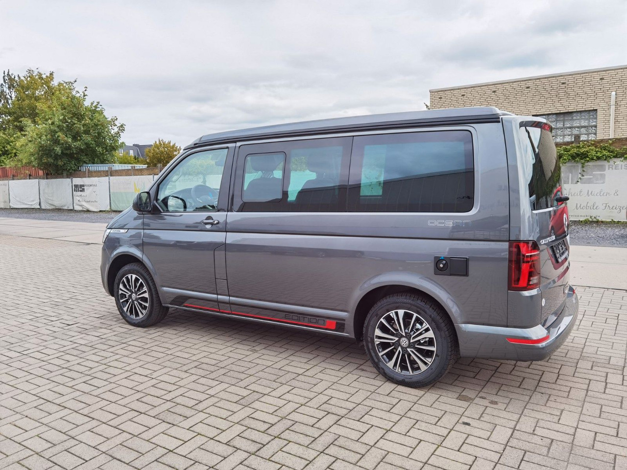 Volkswagen T6.1 CALIFORNIA OCEAN EDITION / DSG / NAVI / ACC - Camper Van: das Bild 5 Volkswagen T6.1 CALIFORNIA OCEAN EDITION / DSG / NAVI / ACC - Camper Van: das Bild 5