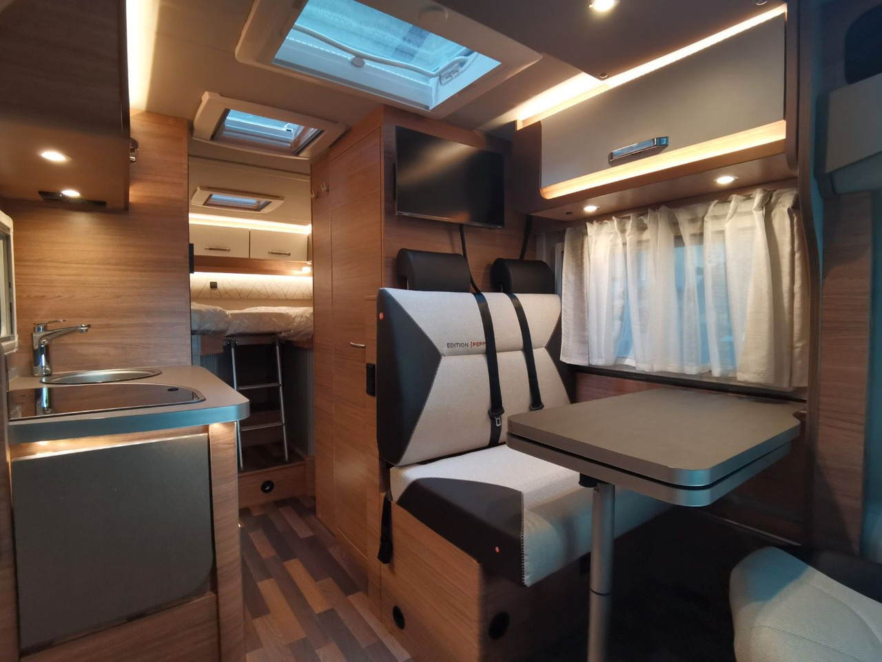 Teilintegriertes Wohnmobil Weinsberg CARACOMPACT 600 MEG EDITION PEPPER /-MODELL 2025: das Bild 12