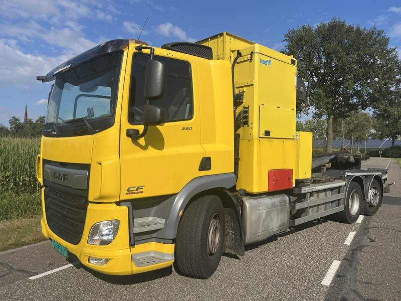 DAF CF 290 - Müllwagen: das Bild 1 DAF CF 290 - Müllwagen: das Bild 1