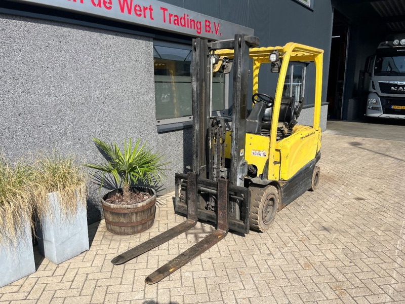 Hyster J 3.0 XN - Elektrostapler: das Bild 4 Hyster J 3.0 XN - Elektrostapler: das Bild 4