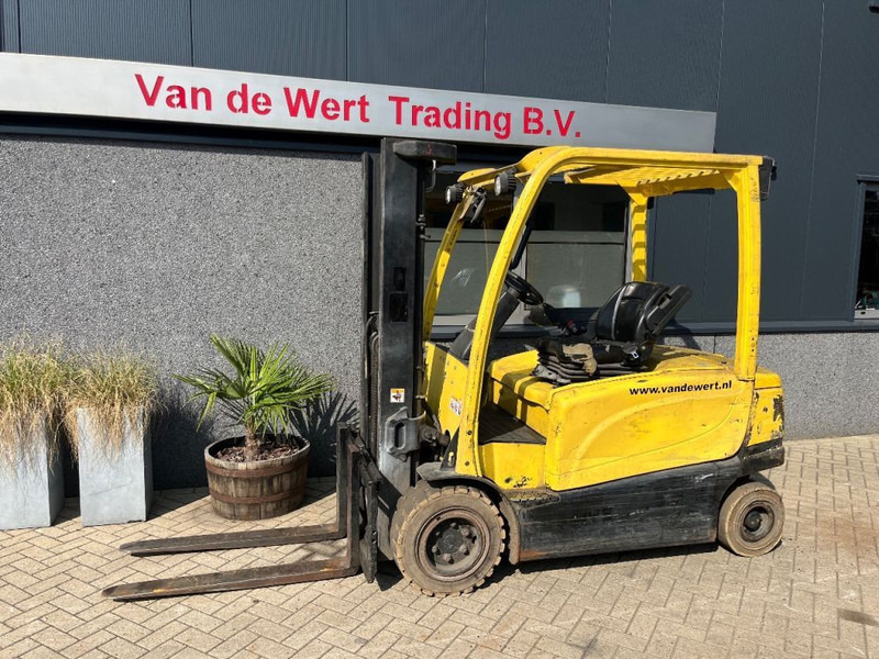 Hyster J 3.0 XN - Elektrostapler: das Bild 2 Hyster J 3.0 XN - Elektrostapler: das Bild 2
