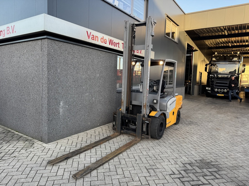 Jungheinrich DFG435 Duplo 450 Sideshift Kubota Diesel 2020 - Dieselstapler: das Bild 3 Jungheinrich DFG435 Duplo 450 Sideshift Kubota Diesel 2020 - Dieselstapler: das Bild 3