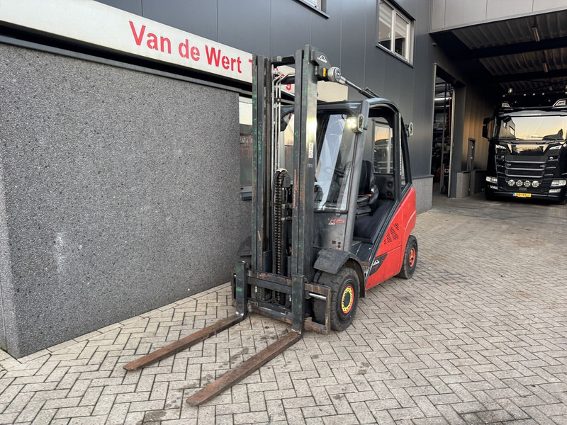 Linde H25D-02 Triplo 550 Freelift / Sideshift / 4e functie VW Diesel 2014 - Dieselstapler: das Bild 3 Linde H25D-02 Triplo 550 Freelift / Sideshift / 4e functie VW Diesel 2014 - Dieselstapler: das Bild 3