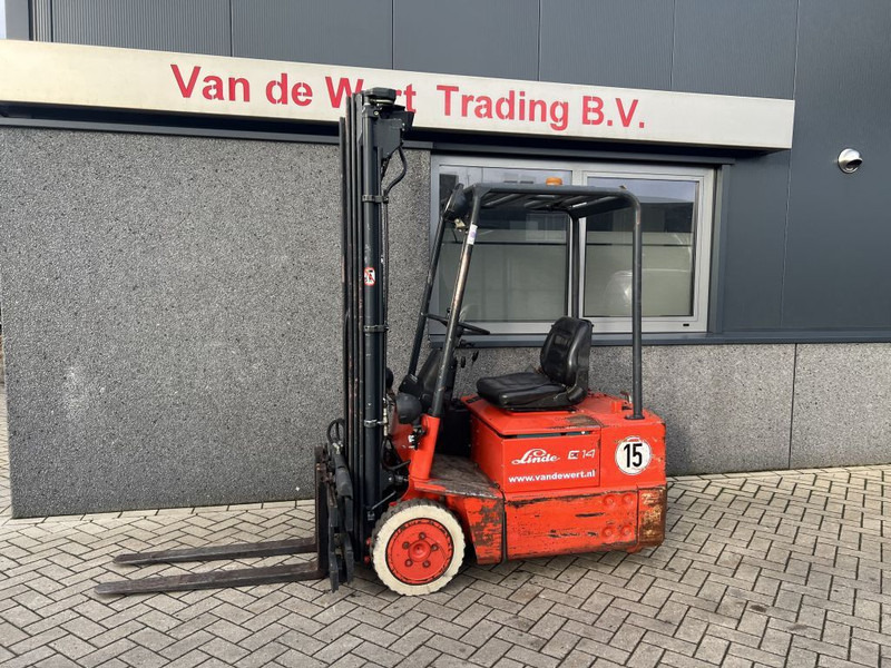 Linde e14 Heftruck Linde E14 Triplo 550 Freelift/Sideshift elektrisch - Elektrostapler: das Bild 2 Linde e14 Heftruck Linde E14 Triplo 550 Freelift/Sideshift elektrisch - Elektrostapler: das Bild 2