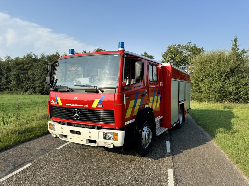 Mercedes-Benz 1124 - Feuerwehrfahrzeug: das Bild 2 Mercedes-Benz 1124 - Feuerwehrfahrzeug: das Bild 2