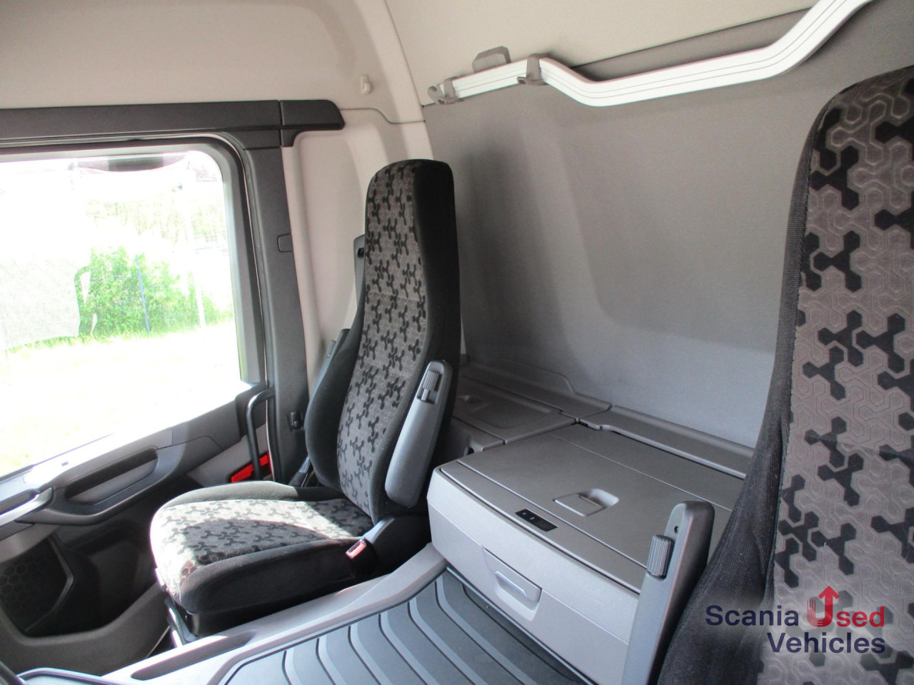 SCANIA P 320 B6x2*4LB / LBW / Lift-Lenkachse / 18 Pal. / – Leasing SCANIA P 320 B6x2*4LB / LBW / Lift-Lenkachse / 18 Pal. /: das Bild 13