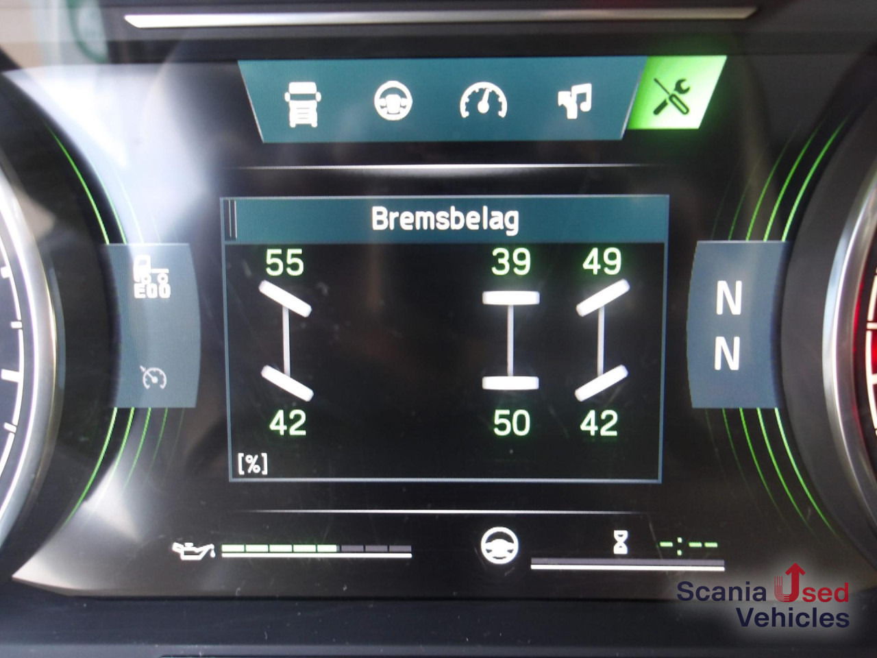 SCANIA P 320 B6x2*4NB / EWERS Schwenkwandaufbau - Getränkeaufbau LKW: das Bild 3 SCANIA P 320 B6x2*4NB / EWERS Schwenkwandaufbau - Getränkeaufbau LKW: das Bild 3