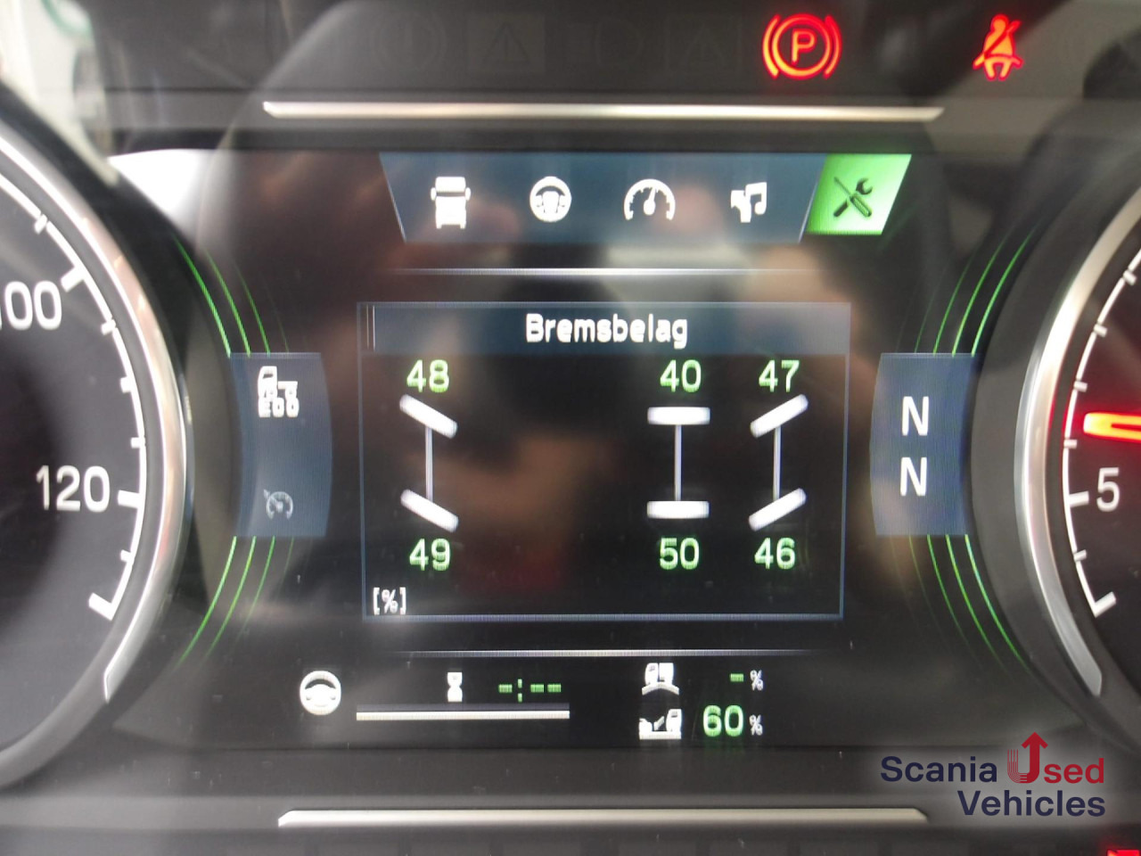SCANIA P 320 B6x2*4NB / EWERS - Schwenkwandaufbau - Getränkeaufbau LKW: das Bild 4 SCANIA P 320 B6x2*4NB / EWERS - Schwenkwandaufbau - Getränkeaufbau LKW: das Bild 4