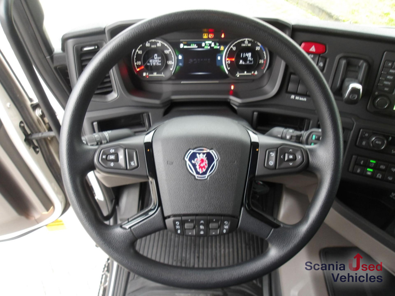 SCANIA R 460 A4x2NA / Hydraulik - Sattelzugmaschine: das Bild 2 SCANIA R 460 A4x2NA / Hydraulik - Sattelzugmaschine: das Bild 2