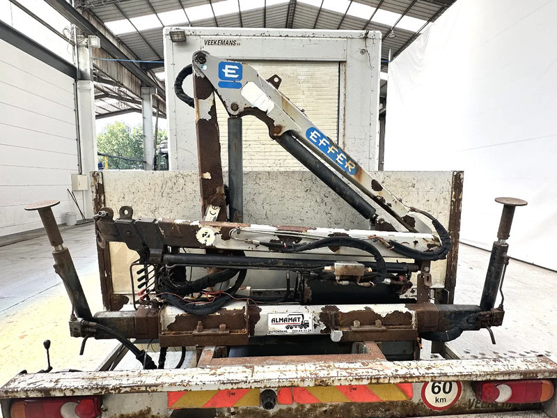 DAF LF 45.180 SANS / OHNE / WITHOUT GRUE EFFER - Autokran: das Bild 5 DAF LF 45.180 SANS / OHNE / WITHOUT GRUE EFFER - Autokran: das Bild 5