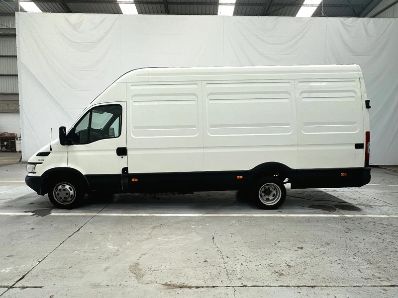 Iveco Daily 35C13 AIRCO / MOTORPROBLEEM -PROBLEME DE MOTEUR - Kastenwagen: das Bild 2 Iveco Daily 35C13 AIRCO / MOTORPROBLEEM -PROBLEME DE MOTEUR - Kastenwagen: das Bild 2