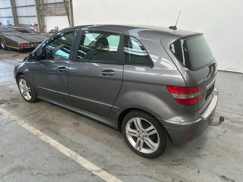 Mercedes-Benz B-Klasse 180 - PKW: das Bild 4 Mercedes-Benz B-Klasse 180 - PKW: das Bild 4