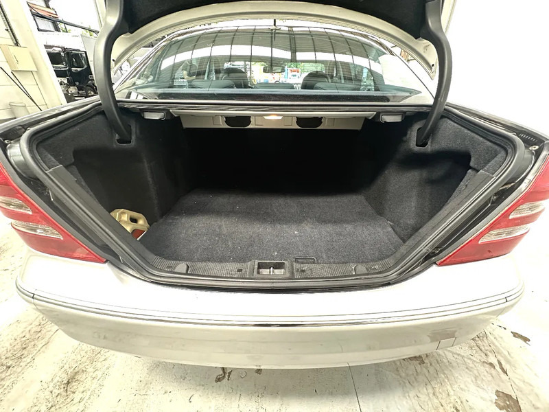 Mercedes-Benz C-Klasse C30 CDI / AMG /DIESEL TURBO 33795 km - Limousine: das Bild 5 Mercedes-Benz C-Klasse C30 CDI / AMG /DIESEL TURBO 33795 km - Limousine: das Bild 5