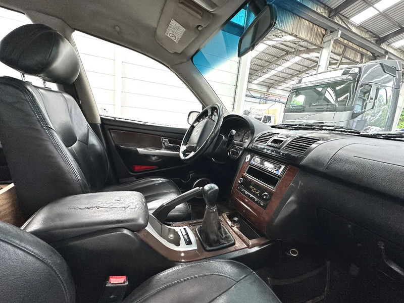PKW SsangYong Rexton AIRCO / LEATHER / MOTEUR MERCEDES - MERCEDES MOTOR: das Bild 11