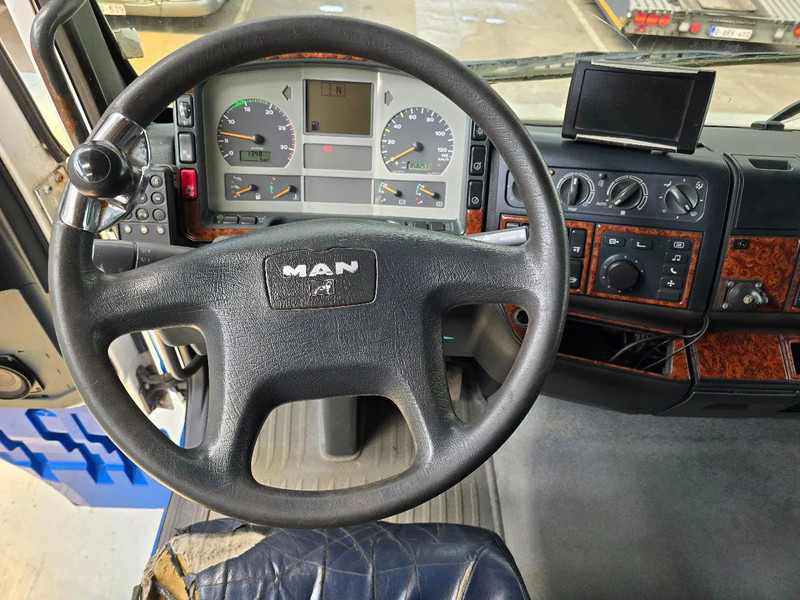 Fahrgestell LKW TGA 26.510 RETARDER / PTO / AIRCO: das Bild 10