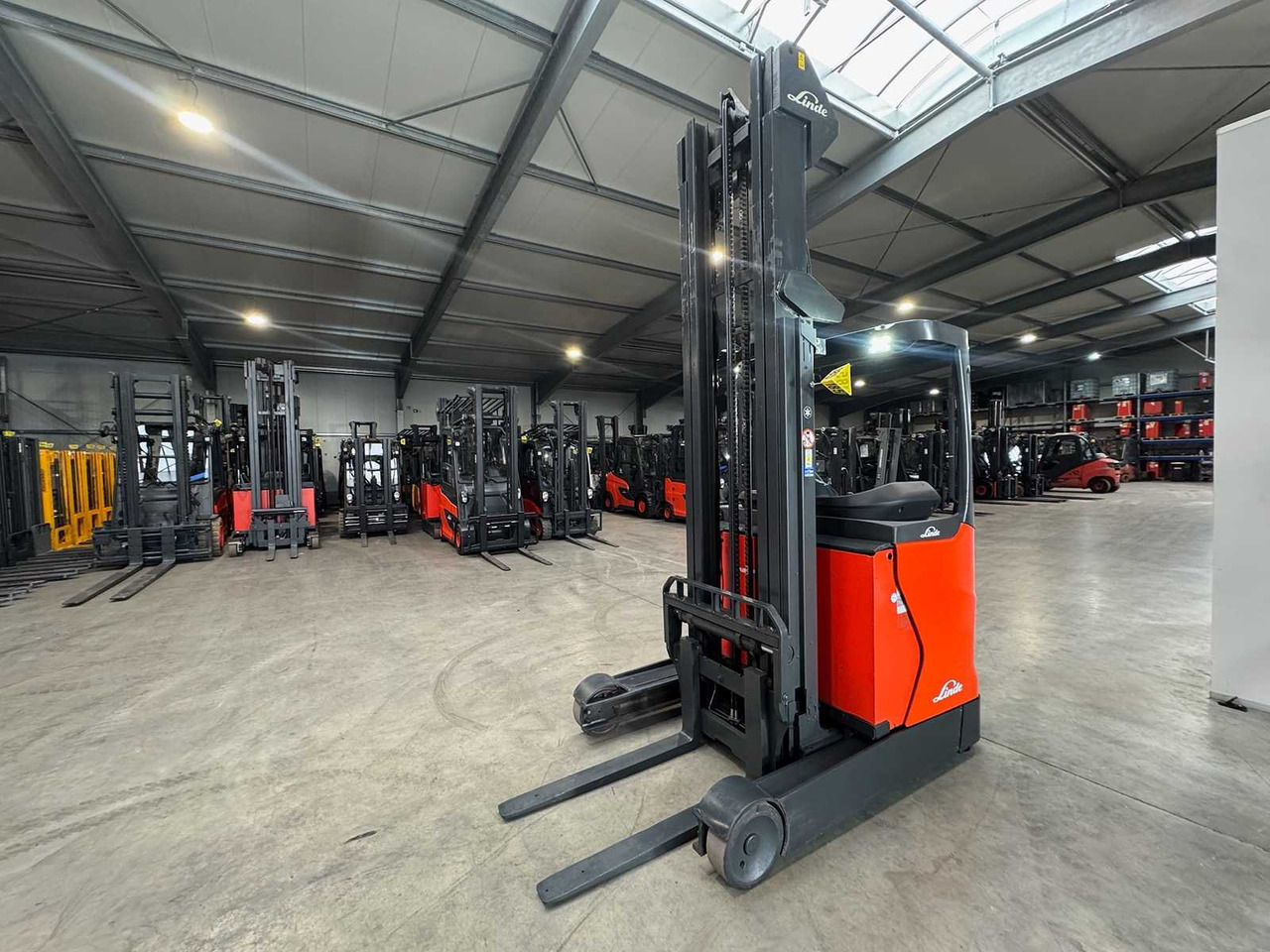 04/2019 SERVICE + UVV 11/2026 LINDE R16 1,600KG TRIPLEX 505CM RAVAS SCALES ELECTRIC FORKLIFT REACH TRUCK 3,671 HOURS - Gabelstapler: das Bild 2 04/2019 SERVICE + UVV 11/2026 LINDE R16 1,600KG TRIPLEX 505CM RAVAS SCALES ELECTRIC FORKLIFT REACH TRUCK 3,671 HOURS - Gabelstapler: das Bild 2