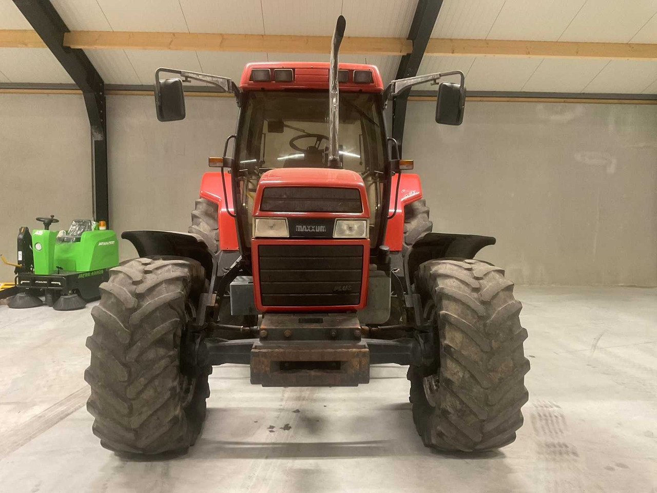 1995 CASE IH MAXXUM 5150 PLUS ALL-WHEEL DRIVE FARM TRACTOR - Traktor: das Bild 3 1995 CASE IH MAXXUM 5150 PLUS ALL-WHEEL DRIVE FARM TRACTOR - Traktor: das Bild 3