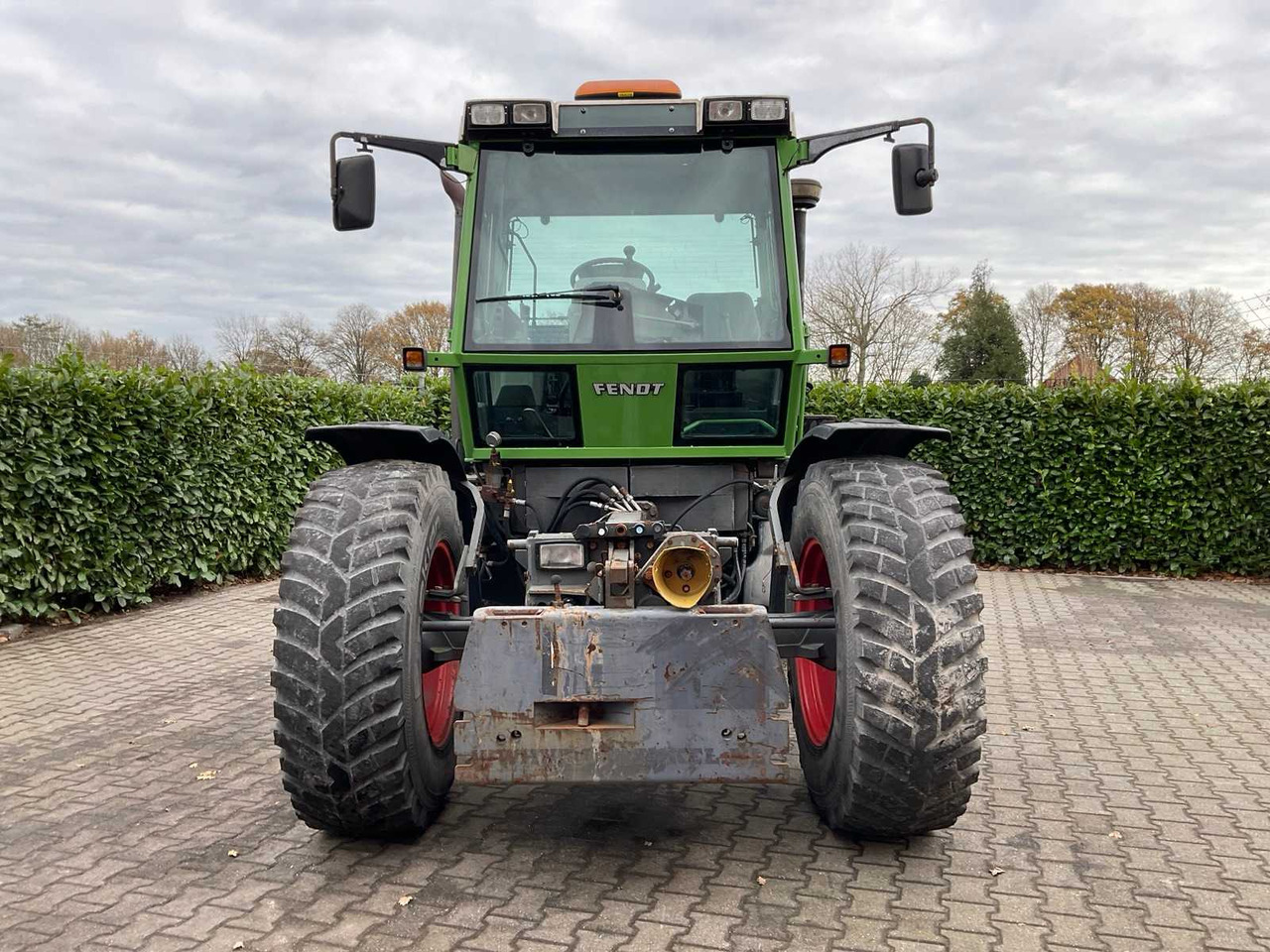 2001 FENDT XYLON 520 ALL-WHEEL DRIVE FARM TRACTOR - Traktor: das Bild 4 2001 FENDT XYLON 520 ALL-WHEEL DRIVE FARM TRACTOR - Traktor: das Bild 4